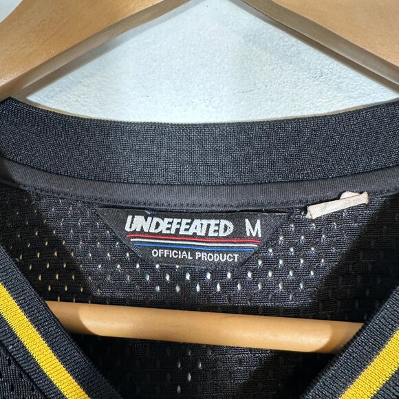 Undefeated 'Defectors' Mesh Jersey Size Medium Black - Picture 4 of 8